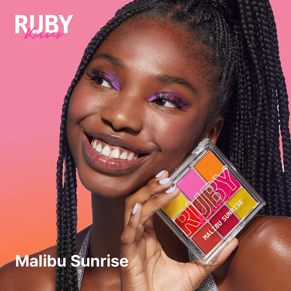 Ruby Kisses 2-in-1 Makeup Palette - Image 18