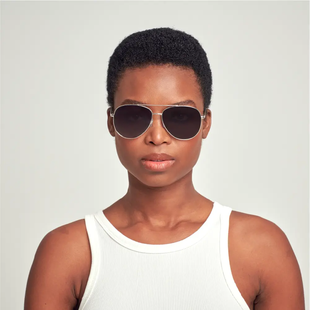 Mad Shade Bold Silver Aviator Frame with Gradient UV400 Lens – Lightweight Retro Sunglasses for Men #02 - Image 3