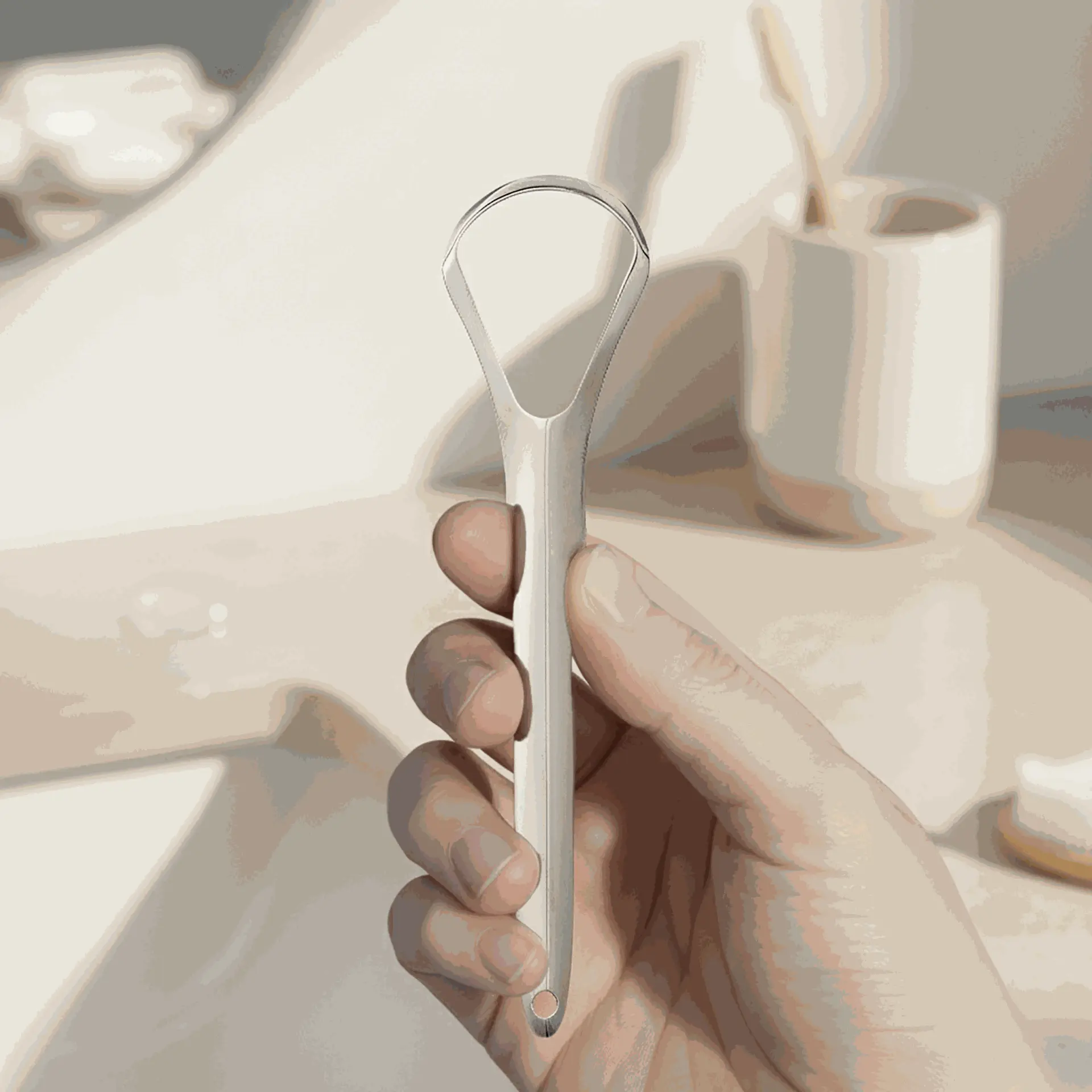 éclat Stainless Steel Tongue Scraper for Adults with Travel Case - Image 31