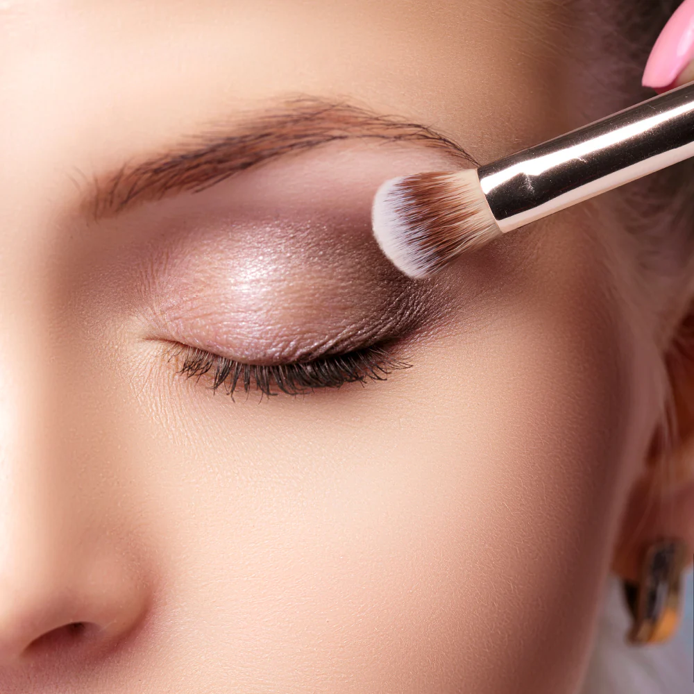 Kiss New York Dual Ended Eyeshadow Makeup Brush - Image 5