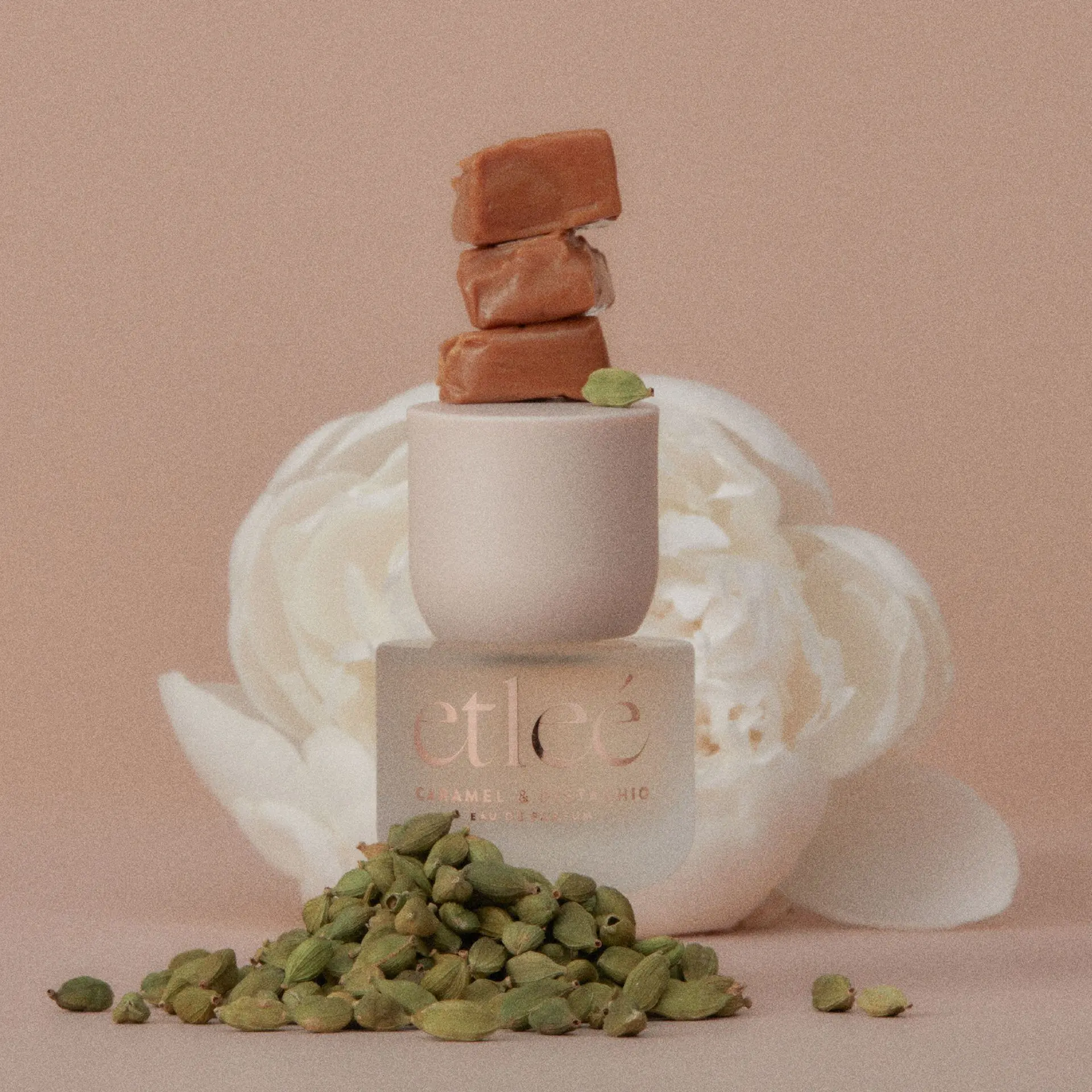 etleé Perfume Caramel & Pistachio Eau De Parfum - Image 9