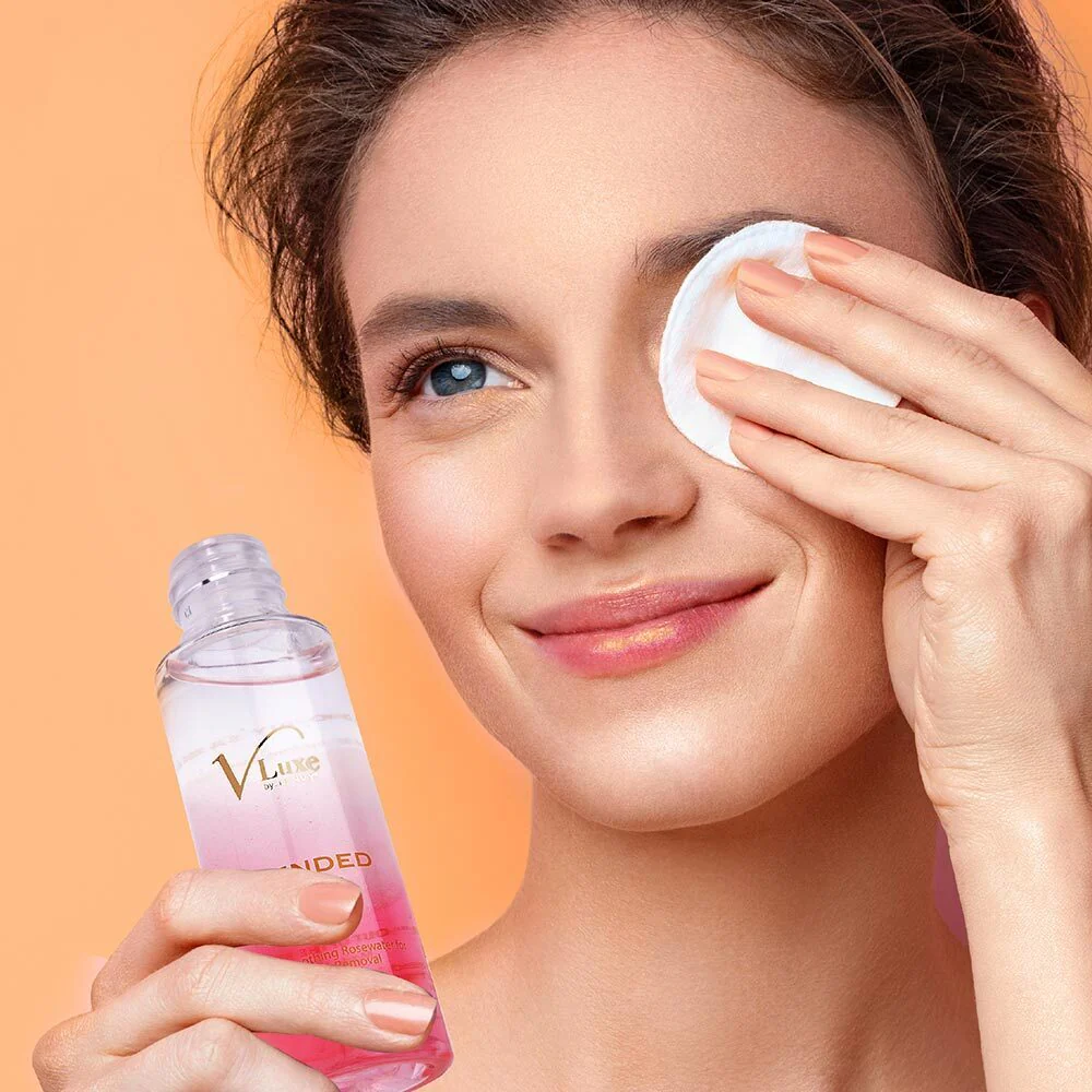 VLuxe By i•ENVY Extended Remover - Image 3