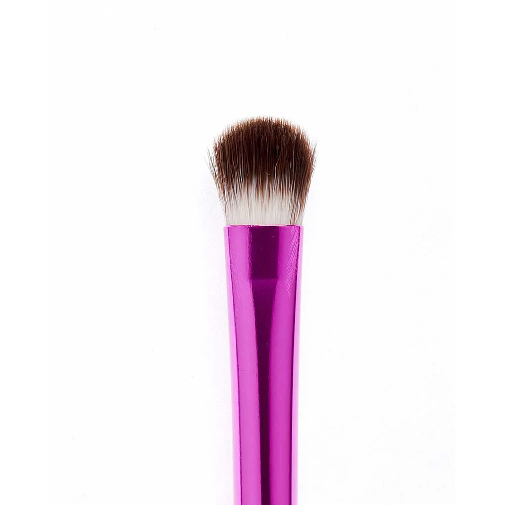 Ruby Kisses Eyeshadow Makeup Brush - Image 12