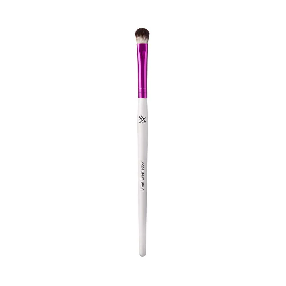 Ruby Kisses Eyeshadow Makeup Brush - Image 8