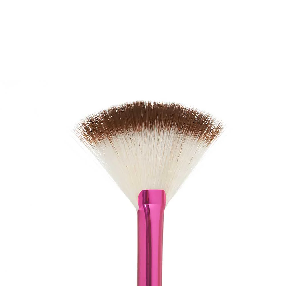 Ruby Kisses Face Makeup Brush - Image 19
