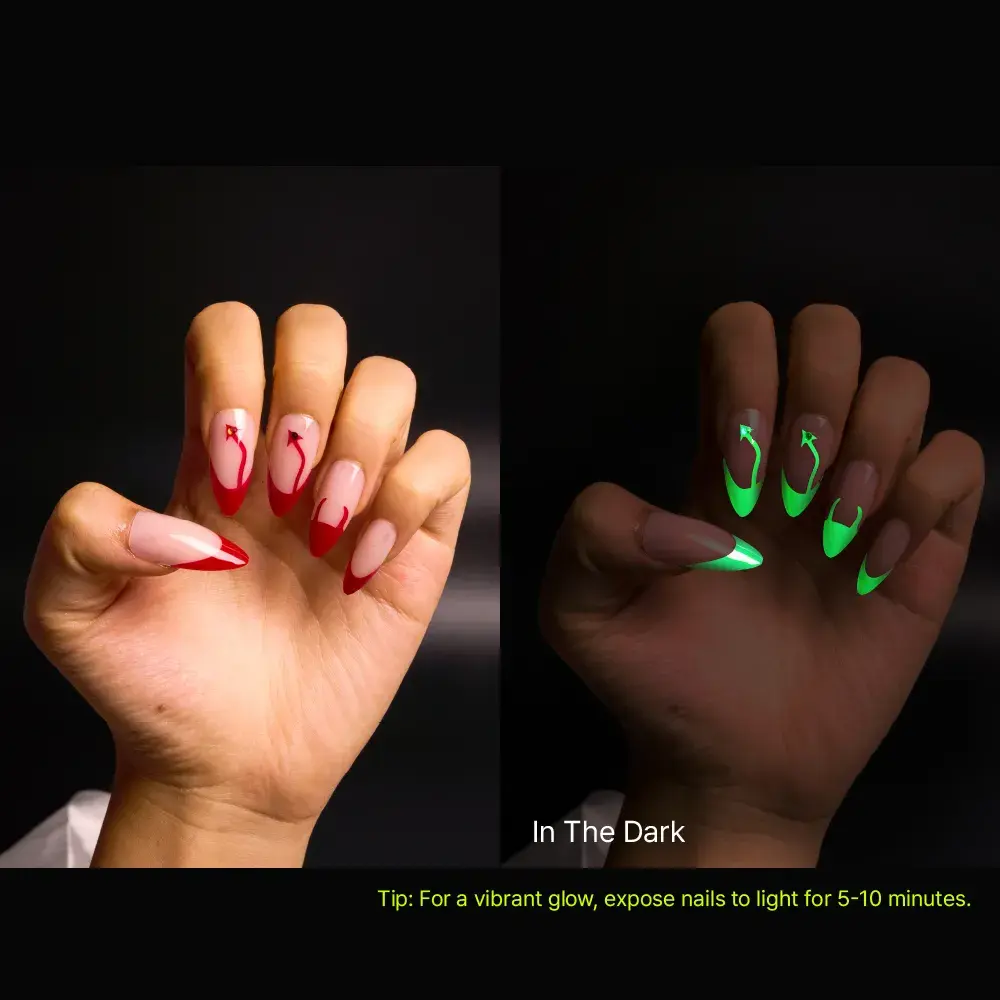 Gold Finger Glow In The Dark Halloween Glue-On Nails - Image 3