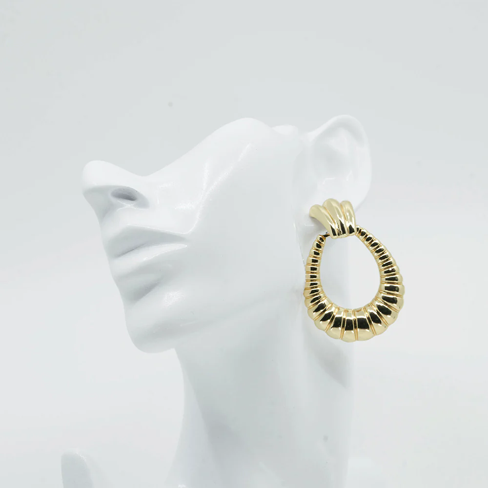 RED by KISS Gold Textured Drop Earrings - Image 4