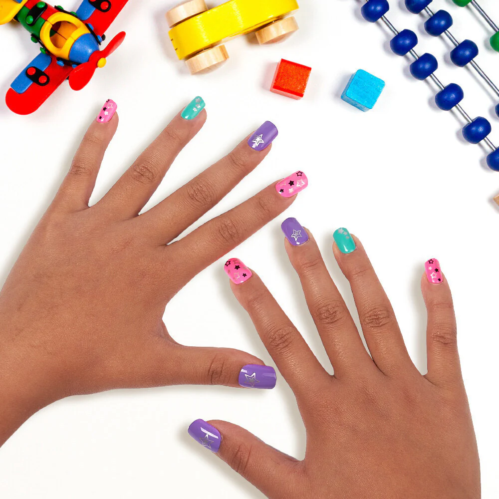 Gold Finger Little Diva Sticker Nails - Funny Face - Image 4