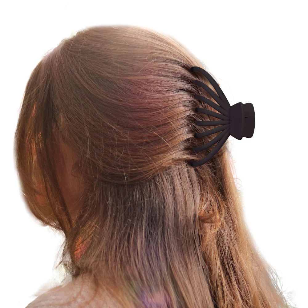 RED by KISS Matte Butterfly Claw Clip - Image 2