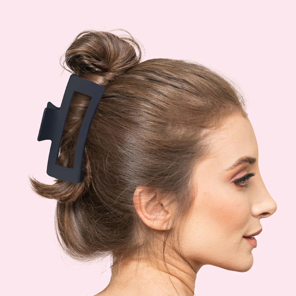 RED by KISS Matte Open Cut Claw Clip - Image 2