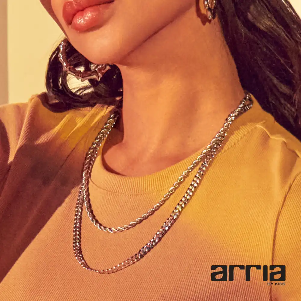 Arria Premium White Gold Cuban Link Chain Necklace - Image 2