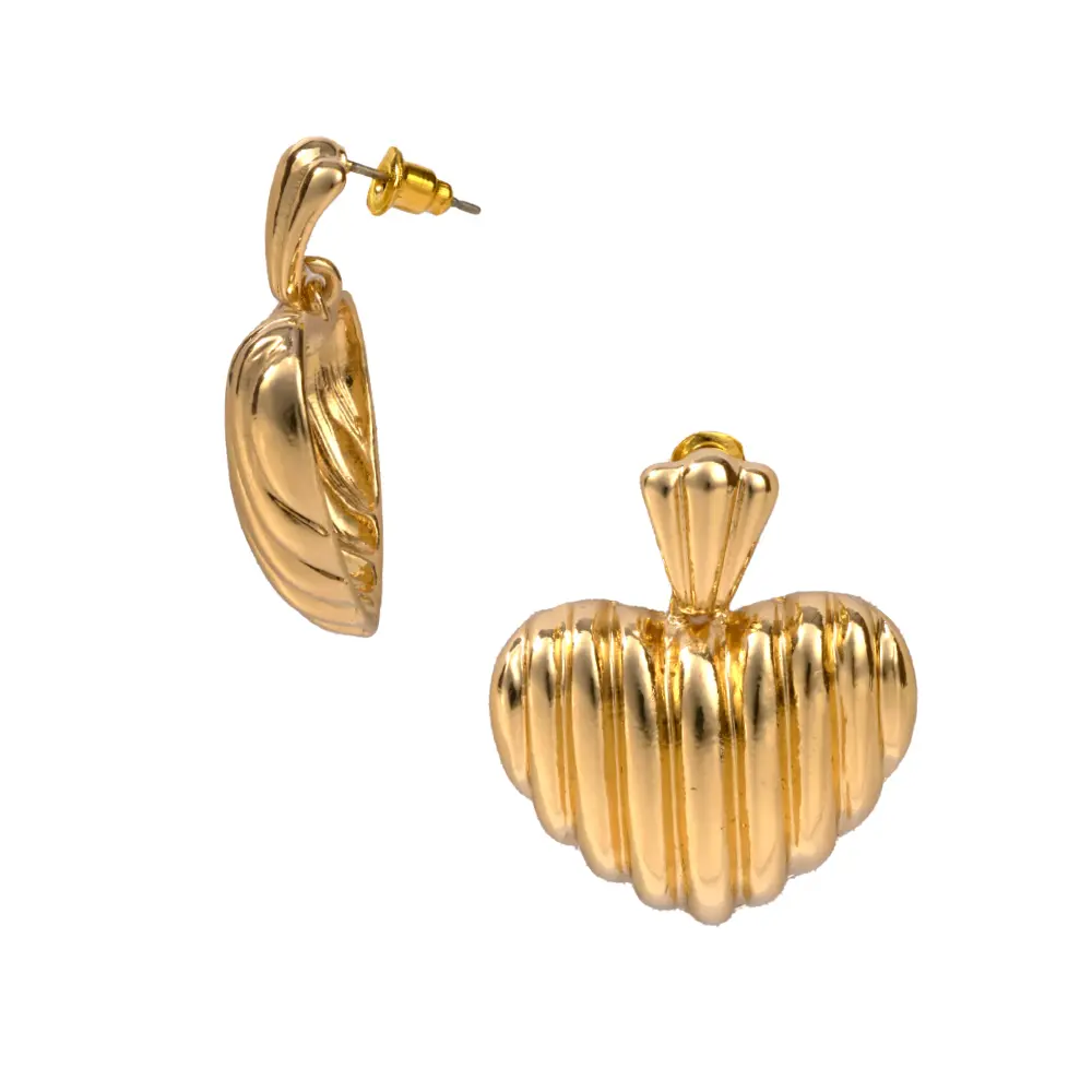 Arria Ribbed Heart Earrings in Gold Tone – 29×35.5mm - Image 5