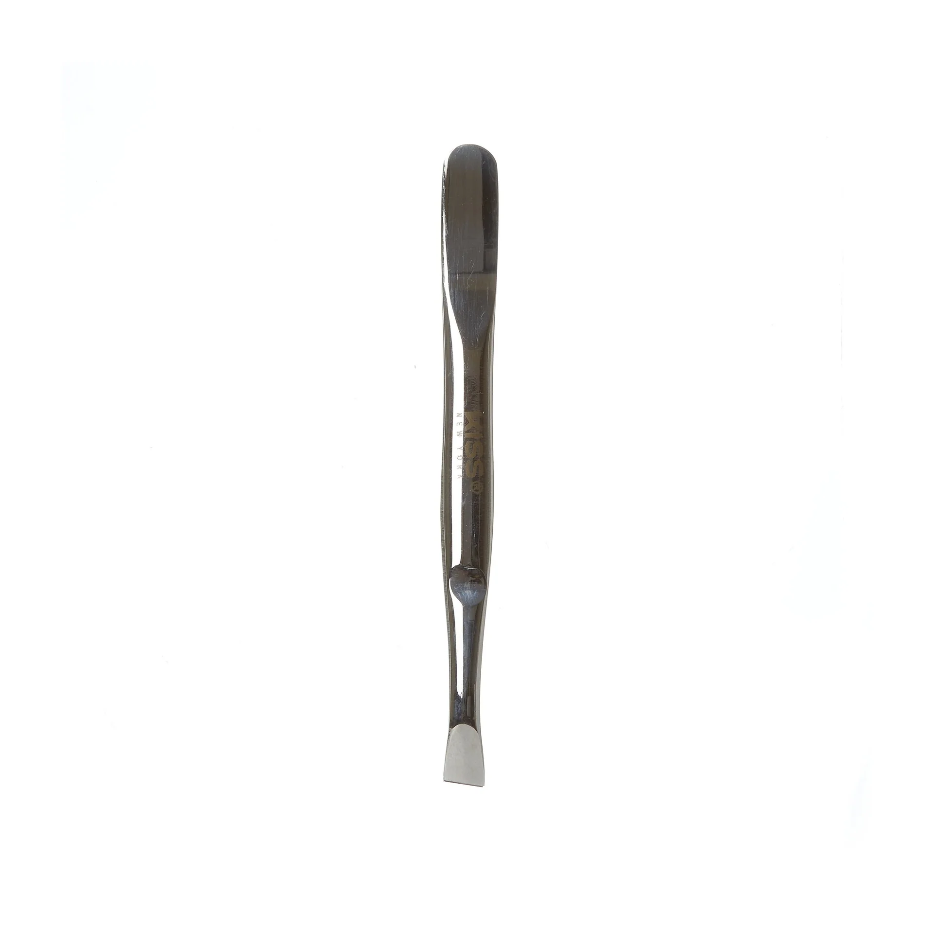 Kiss New York Slant Tip Tweezer - Image 2