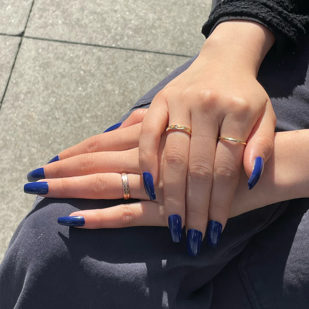 Gold Finger Solid Color Nails - Image 2