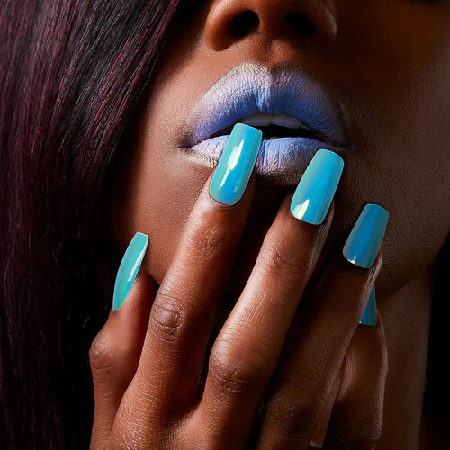 Gold Finger Special Effect Nails - Image 2