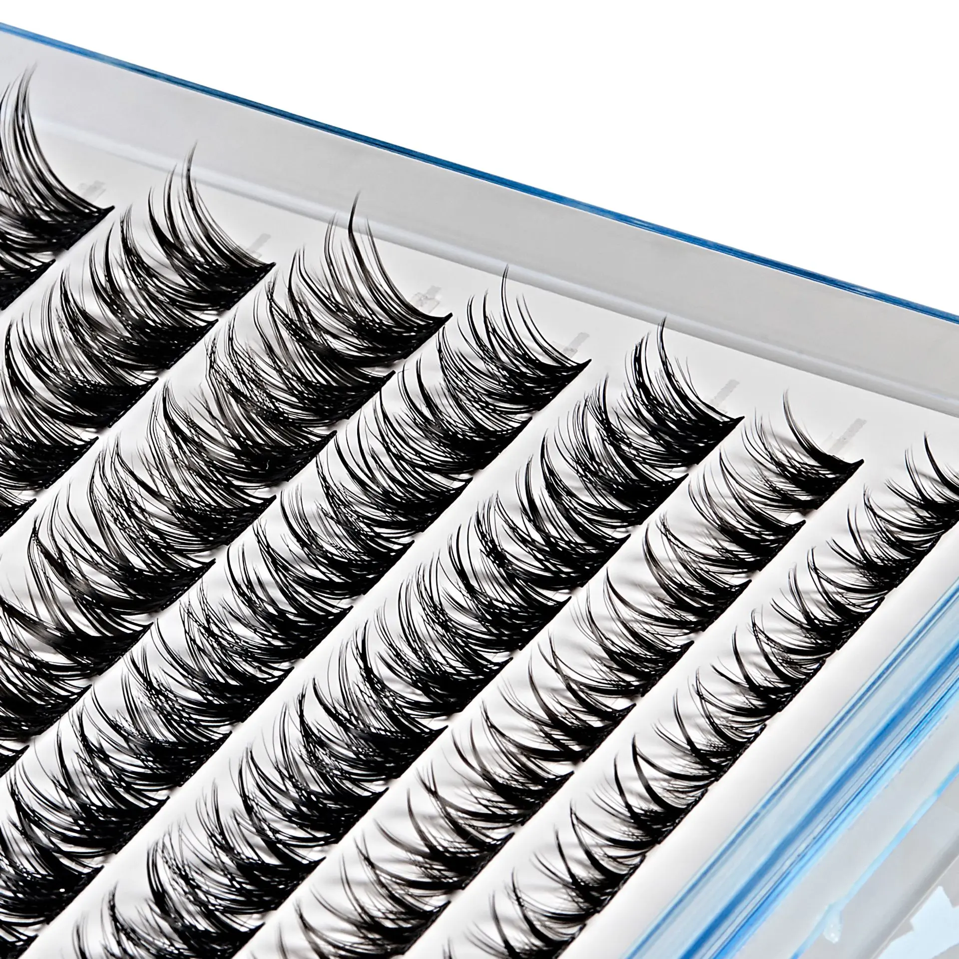 Broadway Volume DIY Cluster Lashes - Full, Fluffy Lash Extensions (56-112pcs) - Image 10